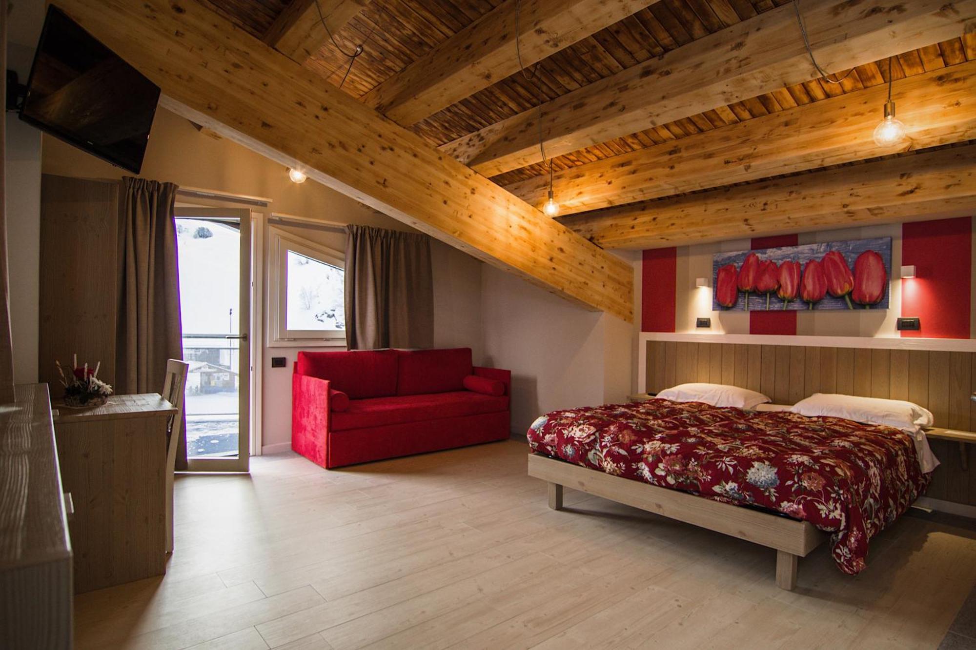 Laghetto Hotel 3*
